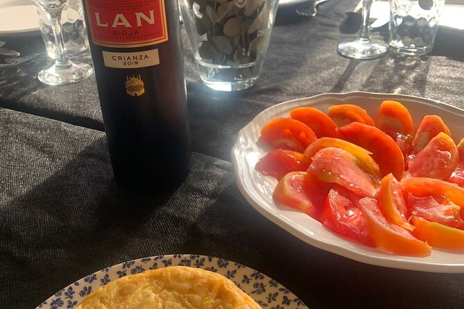 Authentic Paella Dinner in Valencia - A Valencia Paella Dinner in Someone’s Real Home (Not a Restaurant Script)