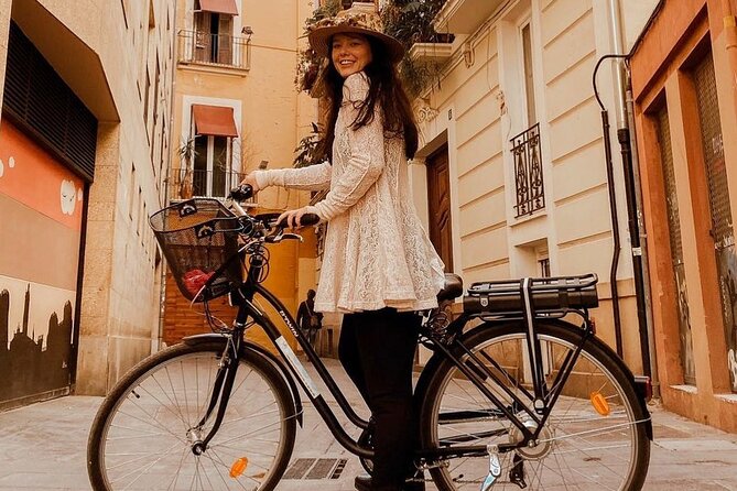 E-Bike Grand Valencia Private Tour - Where It Starts: Ciutat Vella and a Ride That Ends Where You Begin