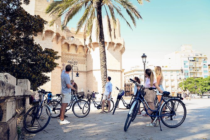 Essential Valencia by Bike | Discover the City’s Best in One Ride - How the guide turns a ride into a plan