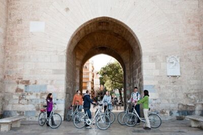 Essential Valencia by Bike | Discover the City’s Best in One Ride - Getting rolling from Pg. de la Petxina (and staying sane)