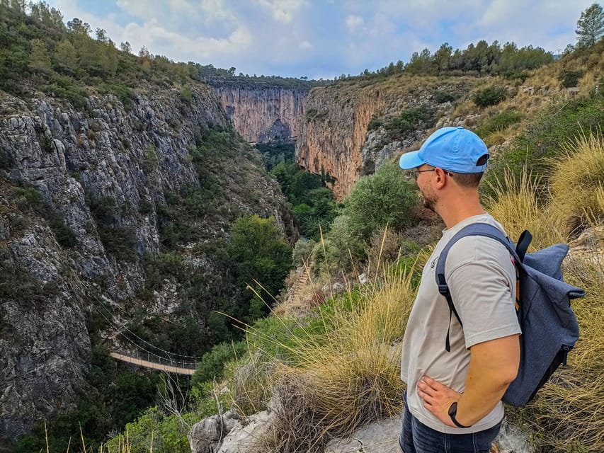 From Valencia: Chulilla, Turia Canyon, Hanging bridges... - Chulilla village time: streets, viewpoints, and your two-hour reset