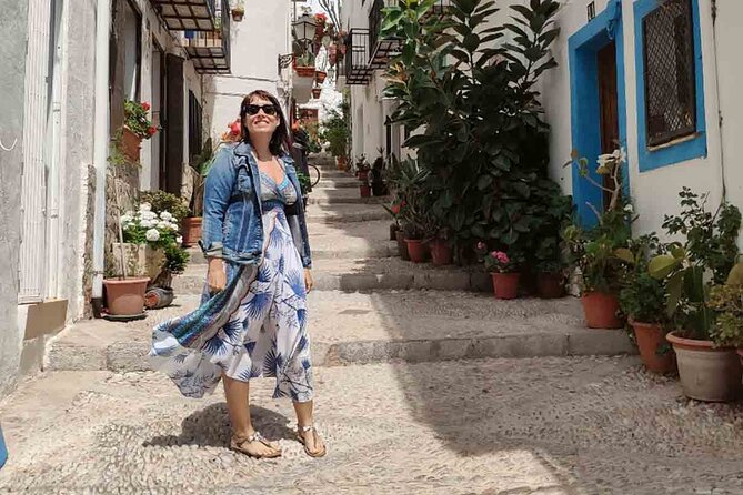 From Valencia: Day Tour in Peniscola, Game of Thrones - Garden time and beach options (April to October)