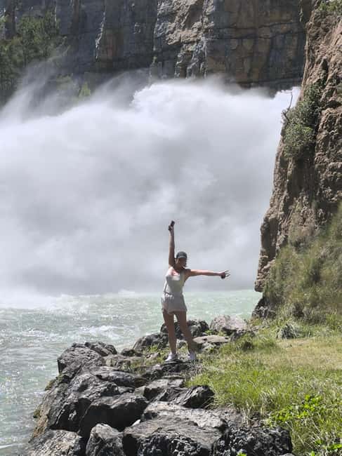 Montanejos Thermal Springs and Waterfall, food included - Embalse de Arenós: A Dam Photo Stop That Adds Real Contrast