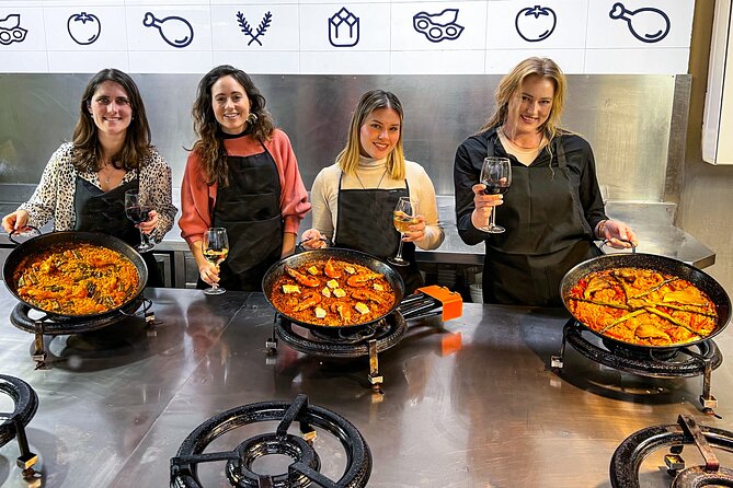 Paella Cooking Class, Wine Tasting & Central Market in Valencia - Key reasons this paella class is worth your time