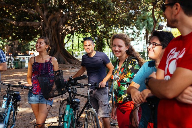 The Beauty of Valencia by Bike: Private Tour - Flowers Bridge to Turia Park: a break from the city pulse