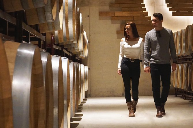 Two wineries tour with wine tasting - Key highlights you will feel fast