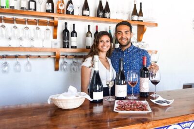 Two wineries tour with wine tasting - Stop One in Utiel-Requena: the estate visit and the first tasting contrast