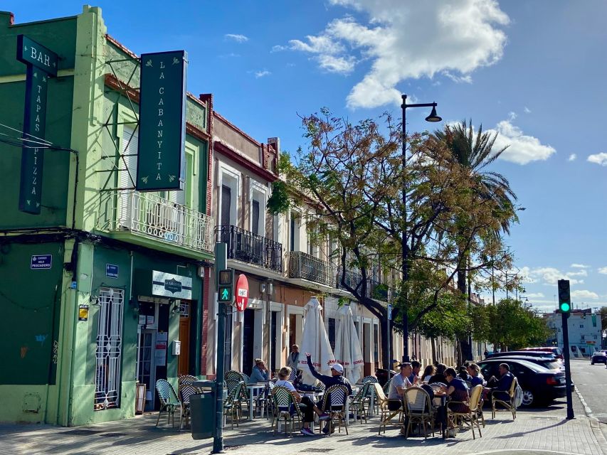 Valencia: 2-in-1 Biking and Walking Audio-Guided Route - The 5-kilometer walking route through old Valencia