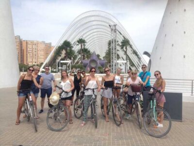 Valencia: 3-Hour City Bike Tour - Where the tour begins: the meeting point in Ciutat Vella