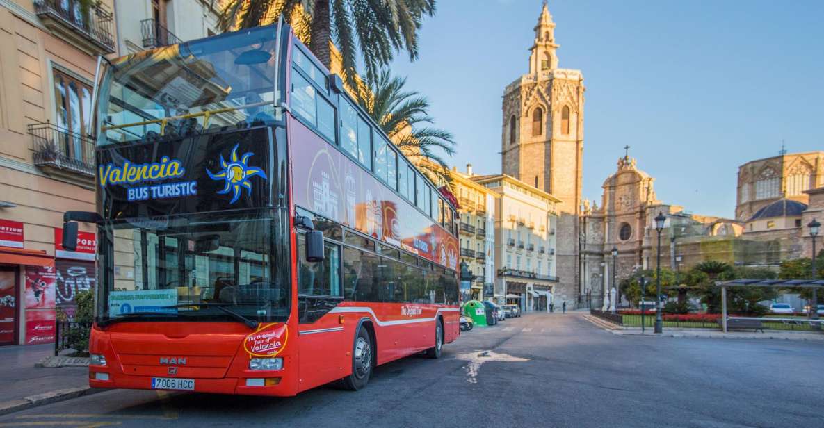 Valencia: 48 hour Hop-On-Hop-Off Bus Ticket and San Nicolás - The Valencia Bus Turistic: 17 stops and a 10-language audio guide
