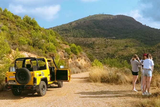 Valencia: ADVENTURE 4X4 JEEP Tour - Group Size and Seating: Shared Jeeps, Shared Experience