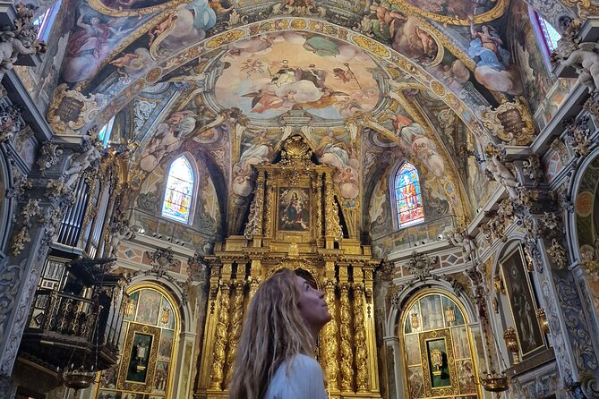 Valencia: Art & Architecture Guided Tour with Monuments Tickets - Plaça de la Mare de Déu: the finish point that puts you in the right frame