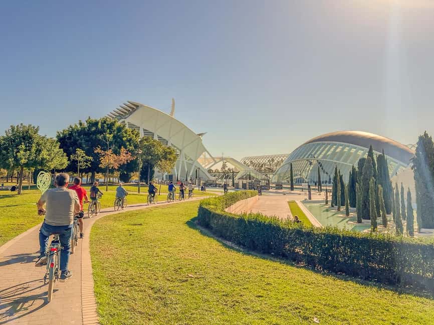 Valencia Bike Tours: City Highlights - Stop by Stop: From Markets and Towers to Turia’s Green Corridor