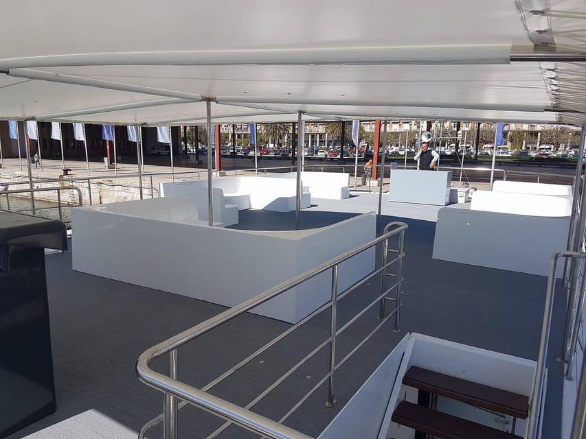 Valencia: Catamaran Cruise with Stop for Swimming - Weather, numbers, and how the outing stays flexible