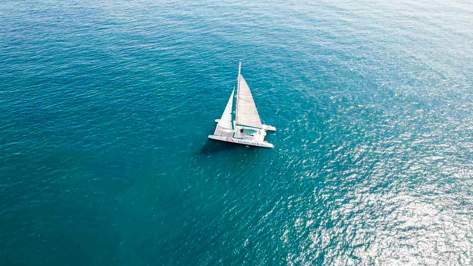 Valencia: Catamaran Cruise with Swimming & Optional DJ - Comfort, Crowd Levels, and Staff Style