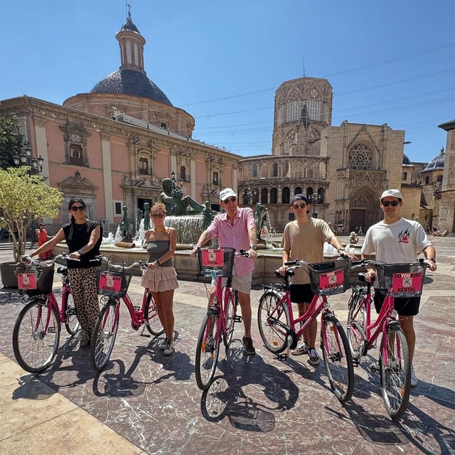 Valencia: City Highlights Guided Bike Tour - First stop: Doyoubike near City Hall and choosing your ride