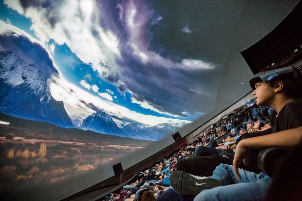 Valencia: City of Arts and Science 3D Movie at Hemisfèric - Choosing the right screening when several movies run