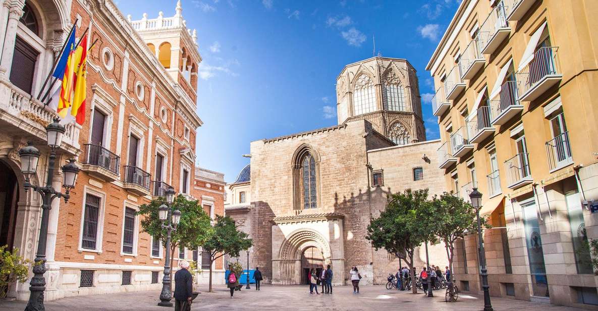 Valencia: Essentials and World Heritages Sites Walking Tour - Quick hits before you go