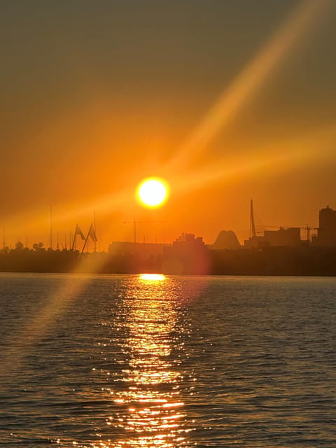 Valencia: Exclusive Sunset Cruise with Drink - How Bumpy Is It? Motion, Wind, and Who Should Take Precautions