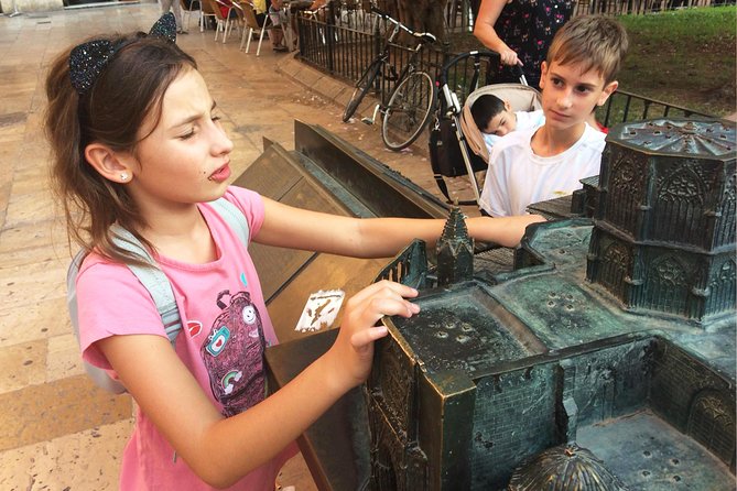 Valencia Family Tour Guided tour in Italian - Stop-by-stop: the exact sights you’ll cover outdoors