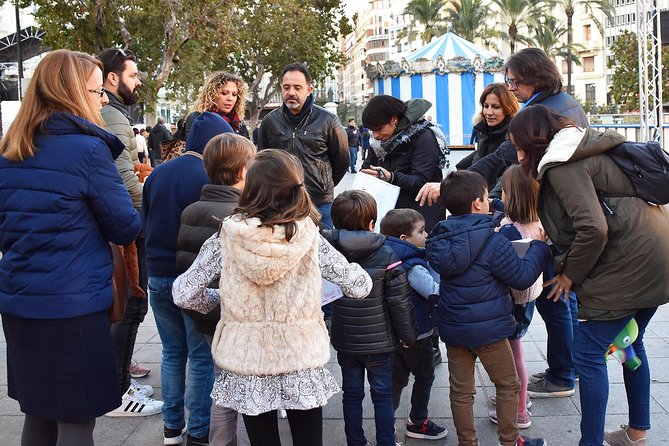 Valencia Family Tour Guided tour in Italian - Logistics that matter: start time, meeting points, and staying comfortable