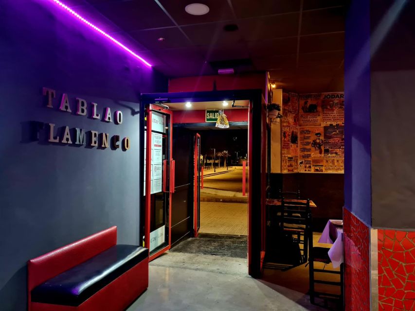 Valencia: Flamenco at Toro y La Luna with optional Dinner - Key Things I’d Watch for Before You Book