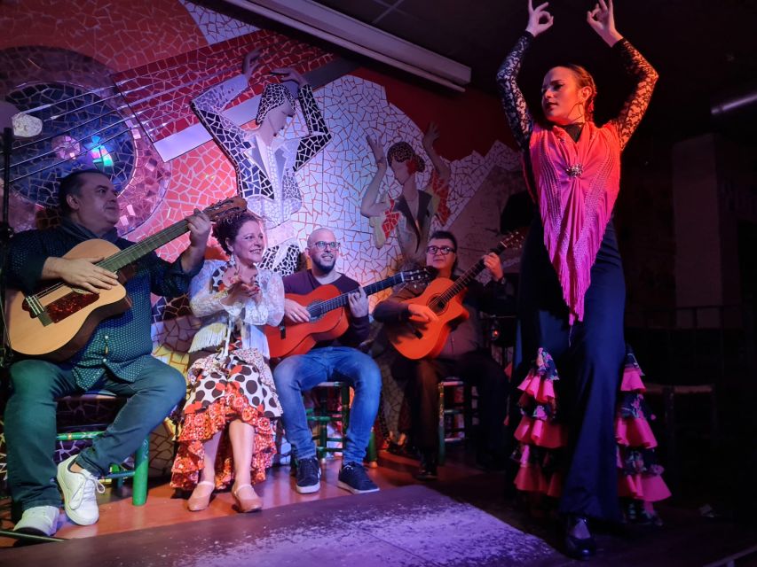 Valencia: Flamenco at Toro y La Luna with optional Dinner - Should you book Tablao El Toro y La Luna?
