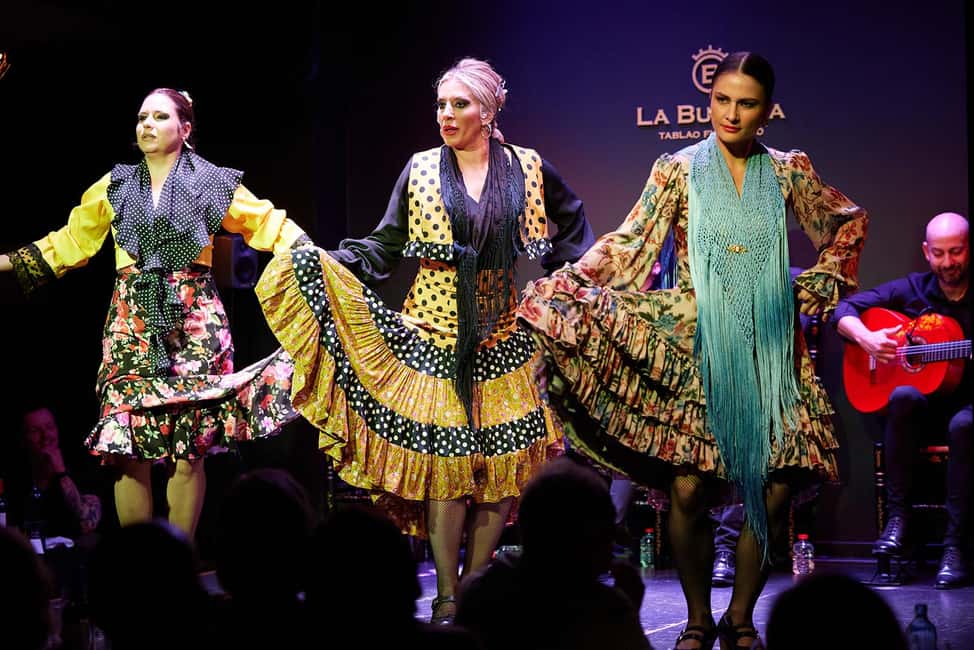 Valencia: Flamenco Show with Dinner at La Bulería - Premium vs VIP: what you’re really paying for