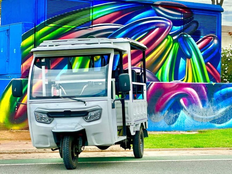Valencia: Full Tuk Tuk Tour 2H - La Marina and the Cabanyal Coast: Port Life Plus Beach Air