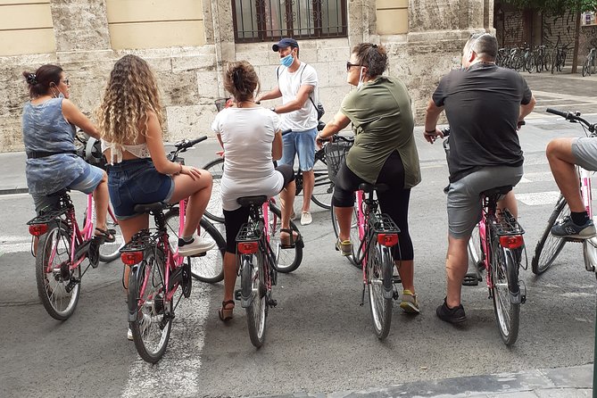 Valencia Highlights Bike Tour - Palacio de la Música and Gulliver Park: Quick Visual Stops That Work