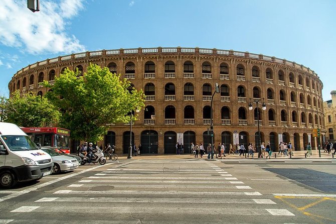 Valencia Highlights with Private Vehicle (Private Tour) - Malvarrosa Beach Photo Stop: A Mediterranean Reset