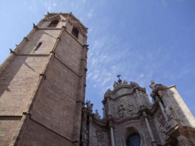 Valencia: Historical Walking Tour - Meeting at Torres de Serranos: where the story begins