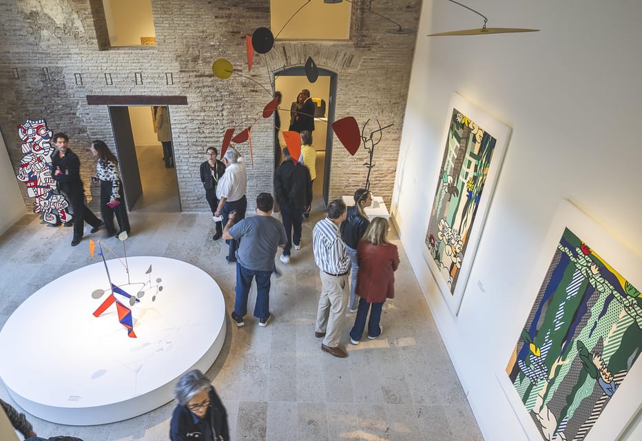 Valencia: Hortensia Herrero Art Center Ticket or Guided Tour - What $14 gets you, and when it feels like a bargain