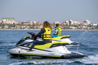 Valencia: Jet Ski Tour with Paddle Surf - 30 minutes vs 1 hour: how long feels on the bay