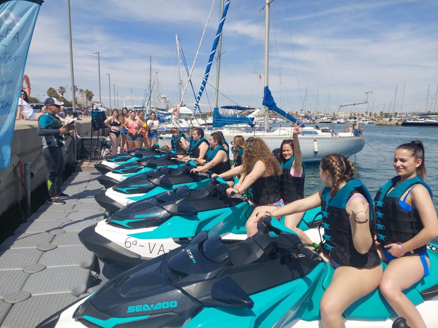 Valencia: Jetski experience with Guide - Valencia Marina jetski basics: Alfa Nautica and the 130–160hp machines