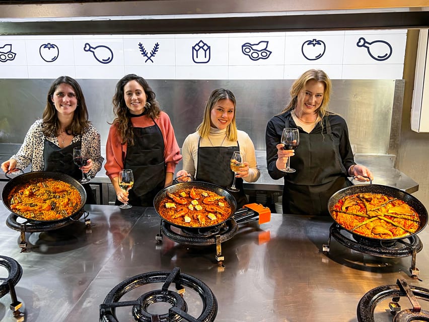Valencia: Paella Cooking Class with Central Market Tour - Key Things That Make This Paella Class Worth Your Time