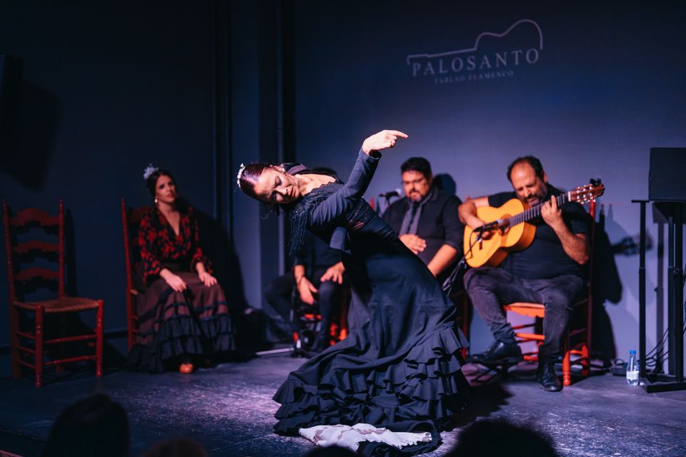 Valencia: Palosanto Flamenco Show Ticket - Seats, sound, and the no-camera rule