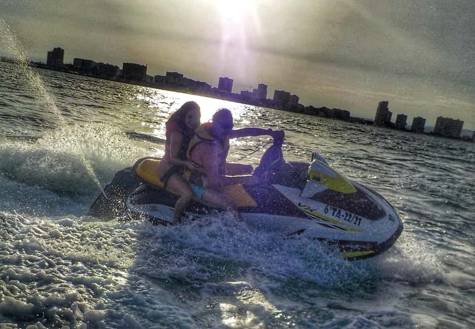 Valencia: Pobla de Farnals JetSki Rental, photos &BeachClub - Cala Blava Beach Club and pool: the fun add-on has seasonal rules