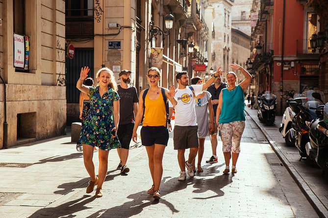 Valencia PRIVATE Highlights & Hidden Gems Tour with a Local - The included drink/tasting: a small break that makes the city feel local