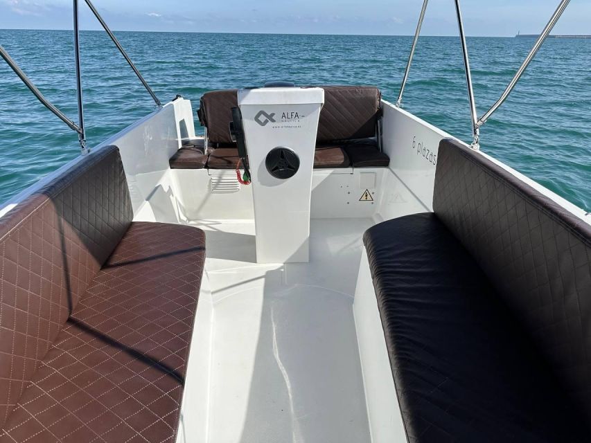 Valencia: Rent Boat Without License - Entering Marina Norte: the “captain start” moment