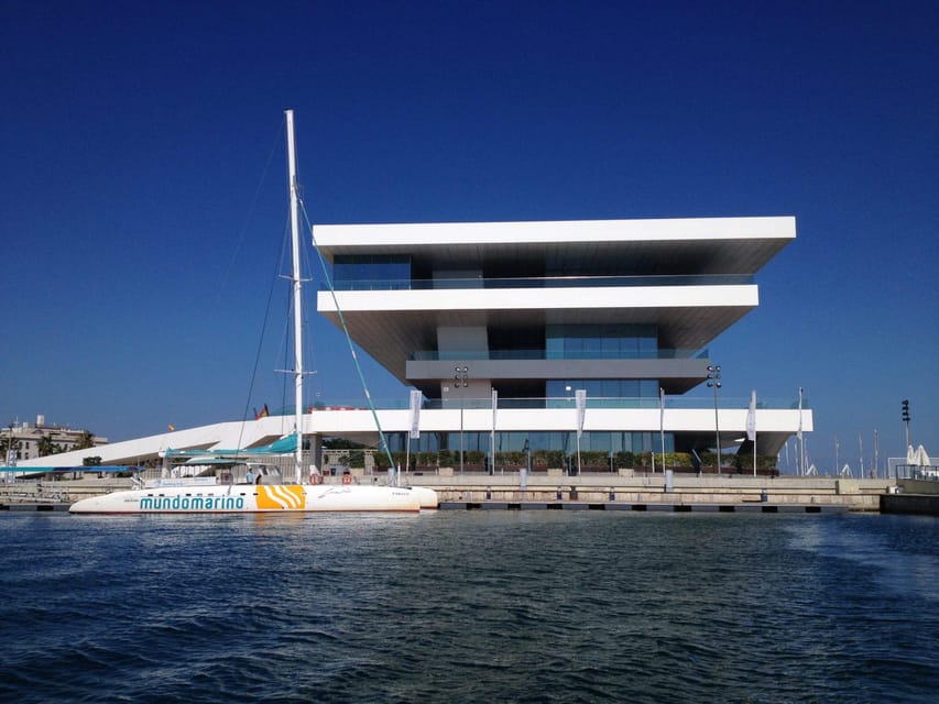 Valencia: Sailing Catamaran Cruise with Valencian Lunch - Boarding the catamaran: space, crew, and the net-seat reality