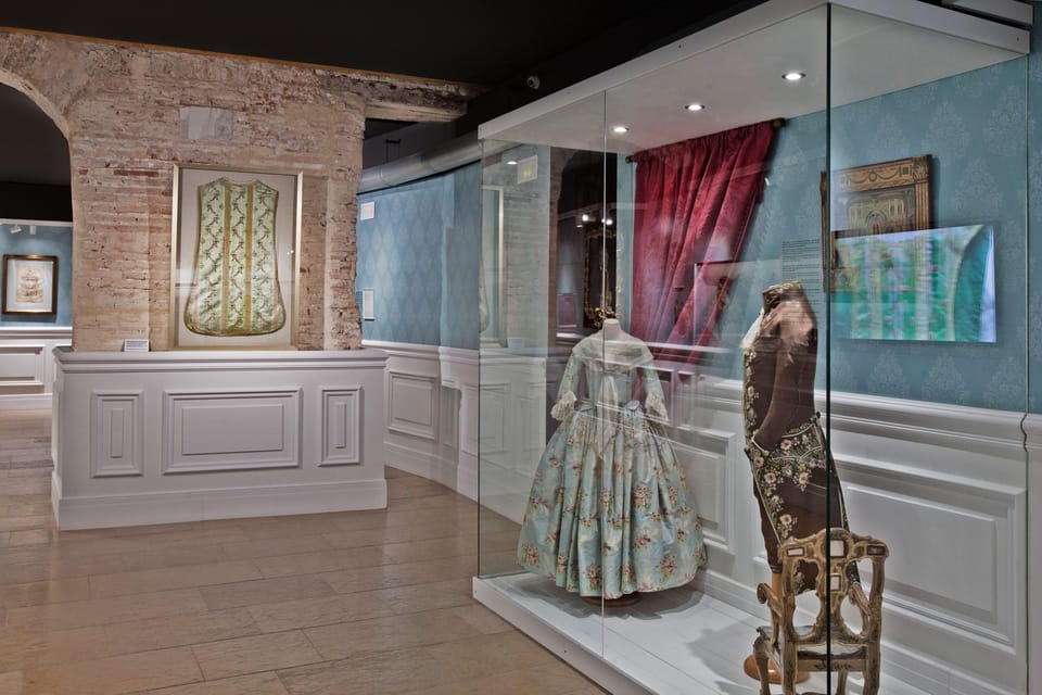 Valencia: Silk Museum Entry Ticket - What to bring and what to expect on site