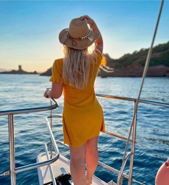 Valencia: Sunset or Daytime Catamaran Cruise with Drink - Daytime vs Sunset Cruises: Picking the Right Mood