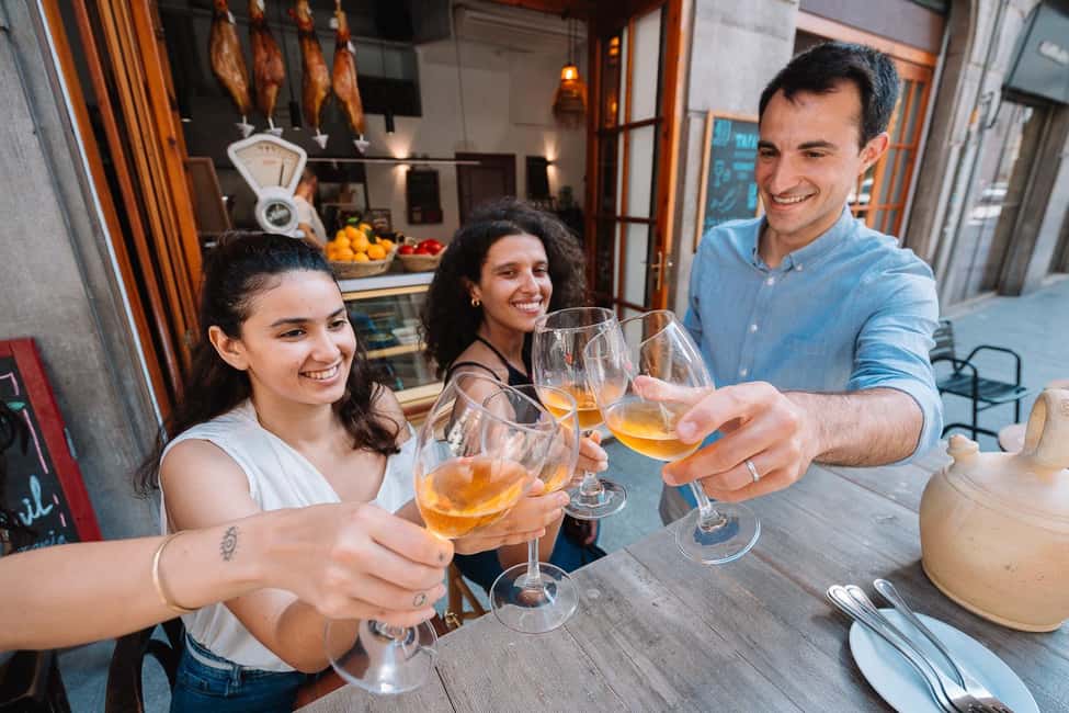 Valencia: Tapas and Drinks Evening Tour - Meeting in Plaça del Col·legi del Patriarca and getting your bearings fast