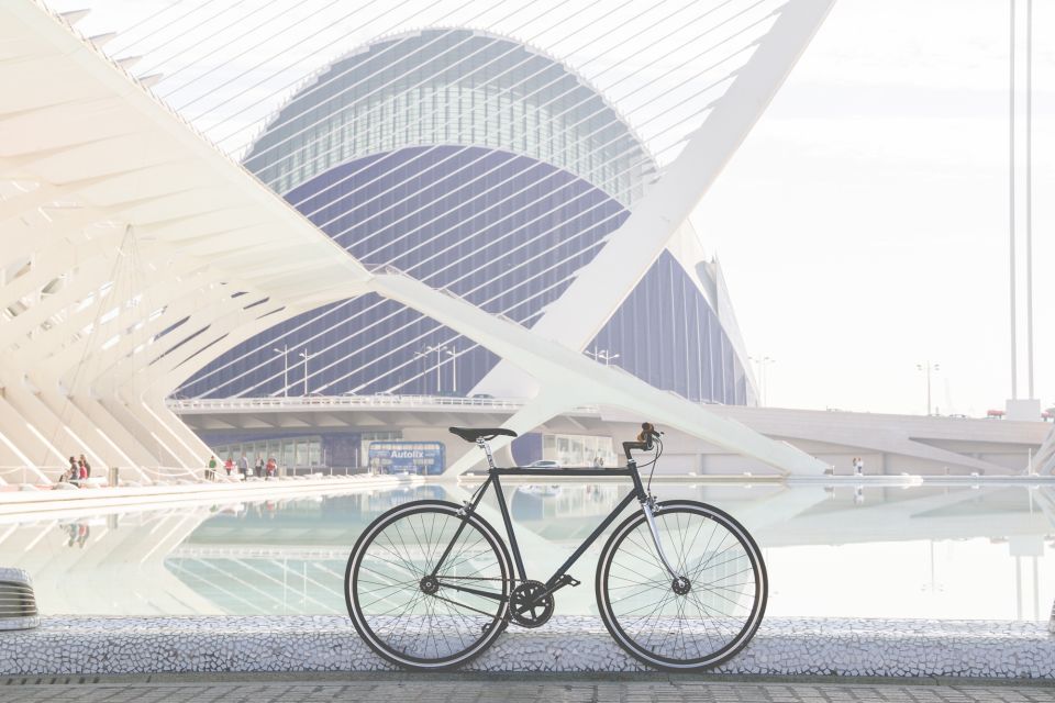 Valencia Tourist City Card - 7 Days - Shops, restaurants, and the 15% bonus