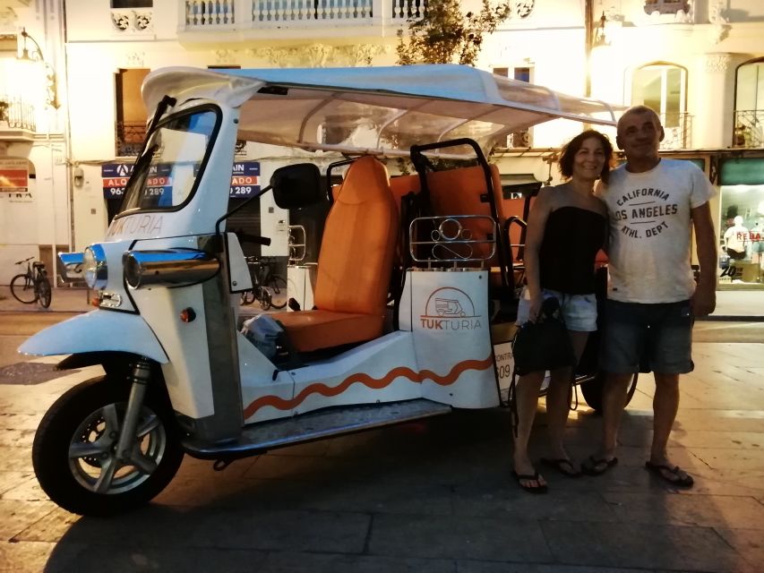 Valencia: Tuk Tuk City Tour - City of Arts and Sciences: the modern stop that changes your view of Valencia