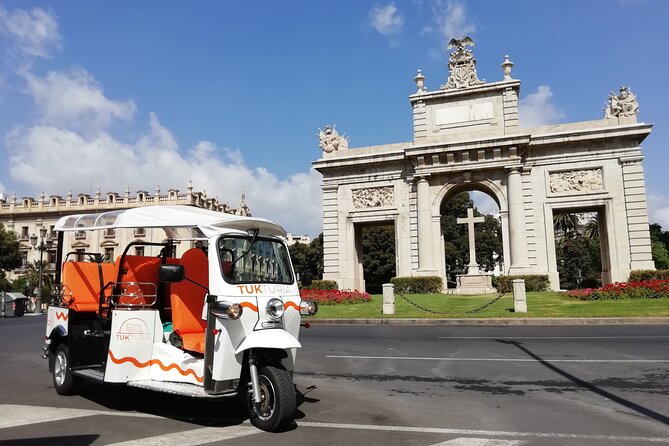 Valencia: Tuk Tuk Full City Tour - Serranos Towers: The Old Valencia View That Sets the Tone