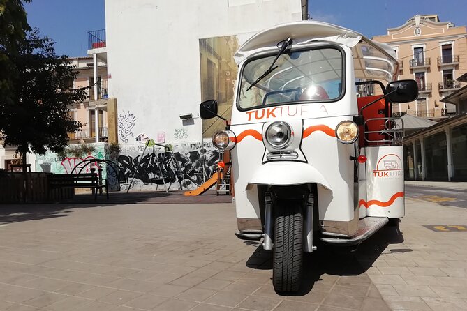 Valencia: Tuk Tuk Historical Tour - What you’ll spot in the historical center (beyond the postcard version)