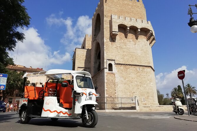 Valencia: Tuk Tuk Historical Tour - Your 1-hour route: fortress outskirts to Old Town lanes