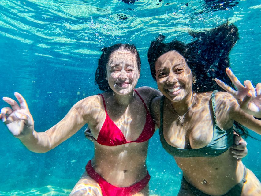 Valencia: Waterfalls and Thermal Springs Tour with Swimming - Getting to Montanejos: the minibus ride and why it matters